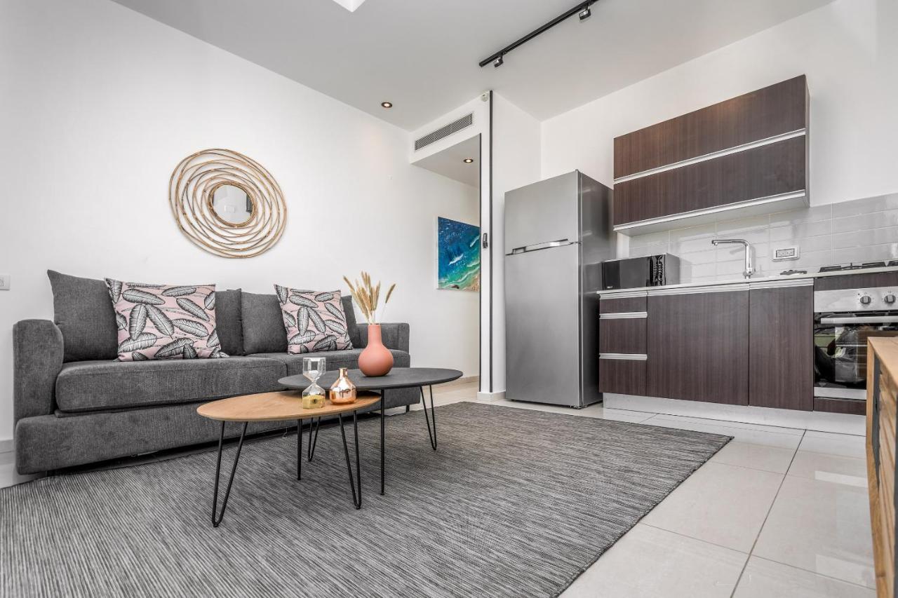Superb 1,5 Bdr W Balcony Close To The Beach Tel Aviv Esterno foto